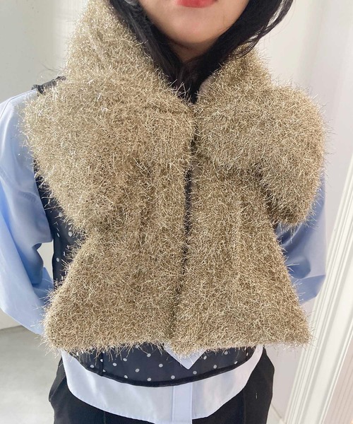 Casselini（キャセリーニ）の「Casselini(キャセリーニ)シャイニーヤーンリボンティペット（マフラー・レディース・マルチ/シルバー/ゴールド・FREE）」の12枚目の写真