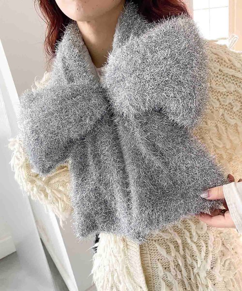 Casselini（キャセリーニ）の「Casselini(キャセリーニ)シャイニーヤーンリボンティペット（マフラー・レディース・マルチ/シルバー/ゴールド・FREE）」の19枚目の写真