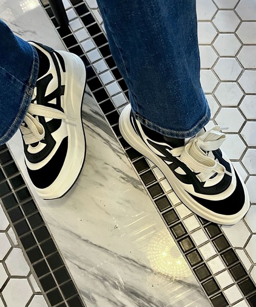 ASH（アッシュ）の「ASH / アッシュ 【IMPETUS】厚底ローカットスニーカー パンダぬいぐるみチャーム付き モノクロ（スニーカー・レディース・ブラック×ホワイト・40/39/38/37/36/35）」の12枚目の写真