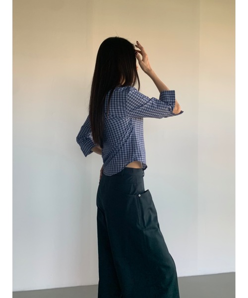 Didot.showroom(ディドット ショールーム)の「ラウンドヘムスリムシャツ(シャツ/ブラウス・レディース・ネイビー/ホワイト・FREE)」の5枚目の写真