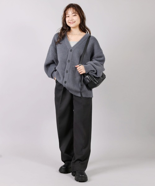 SPINNS（スピンズ）の「大人カジュアル＆モード/ふわふわシャギーニットカーディガン（カーディガン/ボレロ・メンズ・チャコール/ブラウン/ブラック/ブルー/グレー・ONESIZE）」の11枚目の写真