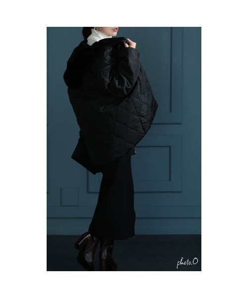 Sawa a la mode(サワアラモード)の「ファー裏地キルティングフードジャケット(ダウンジャケット/コート・レディース・ブラック・FREE)」の3枚目の写真