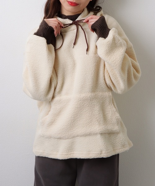 Lace Ladies(レースレディース)の「ボア ロゴ 刺繍 ビッグシルエット プルオーバー トップス(パーカー・レディース・ブルー/アイボリー・S/M/XL)」の11枚目の写真