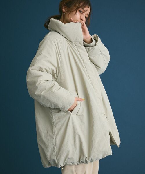 シームレス中綿ドロストコート