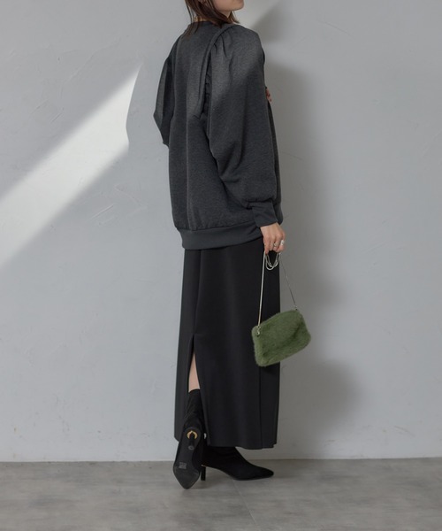 each（イーチ）の「裏起毛ワイドスリーブスウェットプルオーバー（スウェット・レディース・グレー/オリーブ/ブラック・FREE）」の18枚目の写真