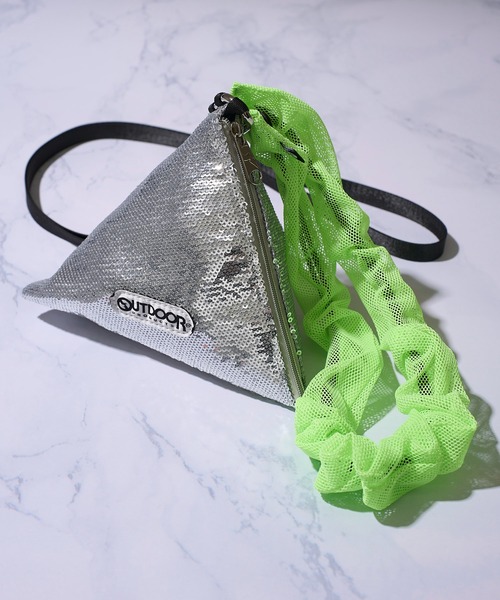 OUTDOOR PRODUCTS(アウトドアプロダクツ)の「【OUTDOOR PRODUCTS / アウトドアプロダクツ】スパンコール2WAYバック(ボディバッグ/ウエストポーチ・レディース・ゴールド/ピンク/シルバー・FREE)」の1枚目の写真