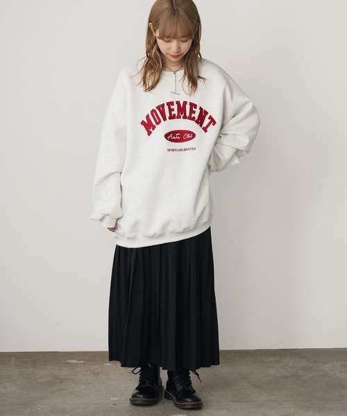 ROOPTOKYO(ループトウキョウ)の「カレッジロゴプリント スウェット ルーズシルエット 夏物 夏服(スウェット・レディース・グレー/ブラック/ピンク/ネイビー/ベージュ・FREE)」の15枚目の写真