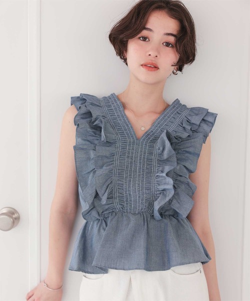 シャーリングフリルノースリーブブラウス（シャツ/ブラウス