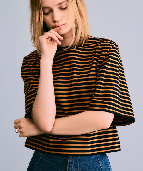 NOISE MAKER(ノイズメーカー)の「ボックスシルエットボーダーTシャツ【MADE IN JAPAN】(Tシャツ/カットソー・レディース・ネイビー/ホワイト/ブラック・FREE)」の3枚目の写真