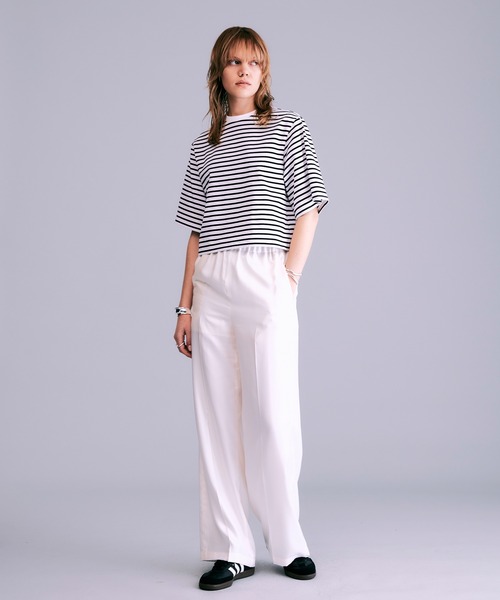 NOISE MAKER(ノイズメーカー)の「ボックスシルエットボーダーTシャツ【MADE IN JAPAN】(Tシャツ/カットソー・レディース・ネイビー/ホワイト/ブラック・FREE)」の2枚目の写真