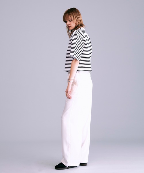 NOISE MAKER(ノイズメーカー)の「ボックスシルエットボーダーTシャツ【MADE IN JAPAN】(Tシャツ/カットソー・レディース・ネイビー/ホワイト/ブラック・FREE)」の4枚目の写真