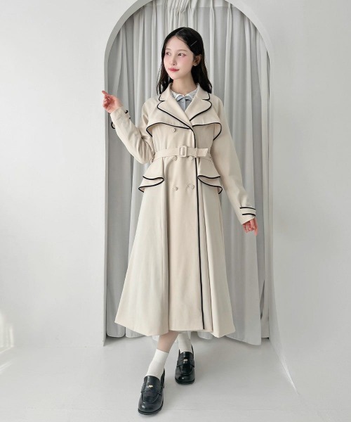 an another angelus（アンアナザーアンジェラス）の「パイピング使いトレンチコート/fint　フィント（トレンチコート・レディース・アイボリー/ライトベージュ/ピンクベージュ・FREE）」の13枚目の写真