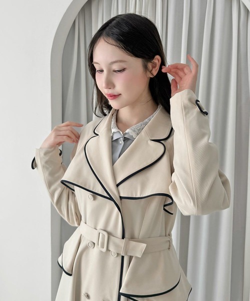 an another angelus（アンアナザーアンジェラス）の「パイピング使いトレンチコート/fint　フィント（トレンチコート・レディース・アイボリー/ライトベージュ/ピンクベージュ・FREE）」の14枚目の写真
