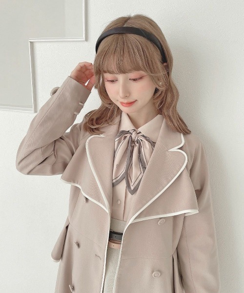 an another angelus（アンアナザーアンジェラス）の「パイピング使いトレンチコート/fint　フィント（トレンチコート・レディース・アイボリー/ライトベージュ/ピンクベージュ・FREE）」の19枚目の写真