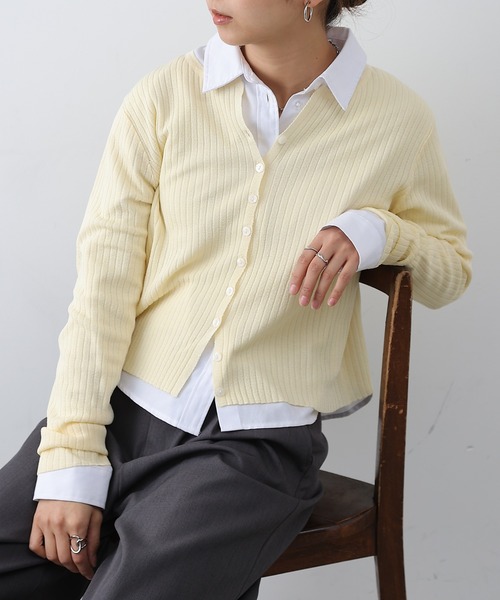 COLONY 2139（コロニートゥーワンスリーナイン）の「シアーリブカーディガン（カーディガン/ボレロ・レディース・レッド/グレー/ブラック/ベージュ/ブラウン/ピンク/ミント/イエロー/オレンジ・FREE）」の6枚目の写真