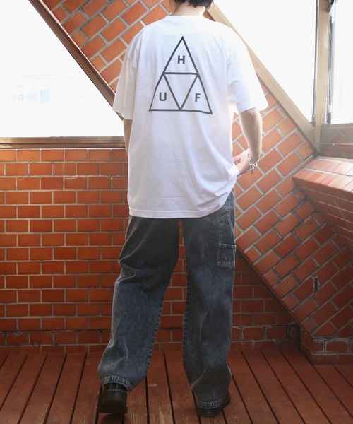 HUF(ハフ)の「HUF ロゴ半袖シャツ(Tシャツ/カットソー・メンズ・ホワイト系2/ホワイト系1/ブラック系1/ブラック系2・X-LARGE/MEDIUM/LARGE)」の7枚目の写真