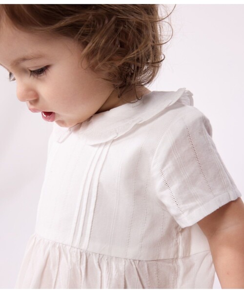 PETIT BATEAU(プチバトー)の「半袖ワンピース&ブルマセット(ワンピース・キッズ・ホワイト・12MONTH/18MONTH/24MONTH/36MONTH)」の3枚目の写真
