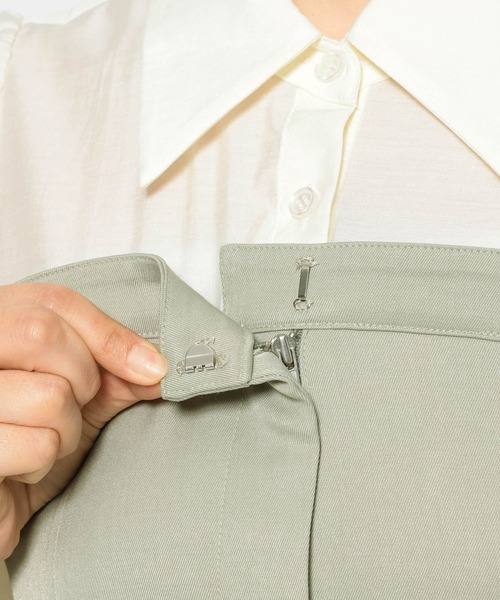 mysty woman（ミスティウーマン）の「［追加1］フレアスリーブドッキングワンピース  328280（ワンピース・レディース・ベージュ/ダークブラウン/チャコールグレー・FREE）」の22枚目の写真