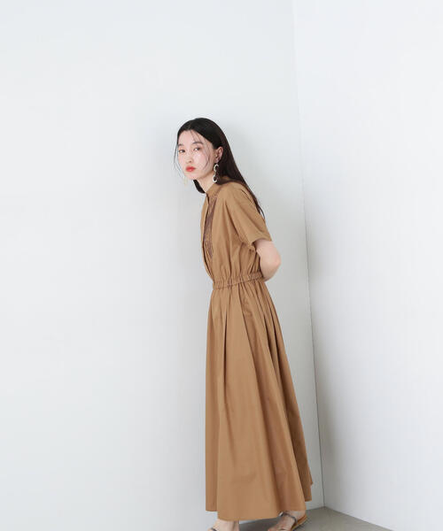 N.(N. Natural Beauty Basic)(エヌエヌナチュラルビューティーベーシック)の「バンドカラーシャツワンピース(シャツワンピース・レディース・ブラウン/グレイッシュベージュ/ブルー・MEDIUM)」の20枚目の写真