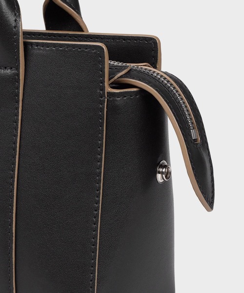 Paul Smith（ポールスミス）の「PS Paul Smith Everyday 2WAYショルダーバッグ / 555402 WB040S（ショルダーバッグ・レディース・グレイッシュベージュ/ブラック・FREE）」の5枚目の写真