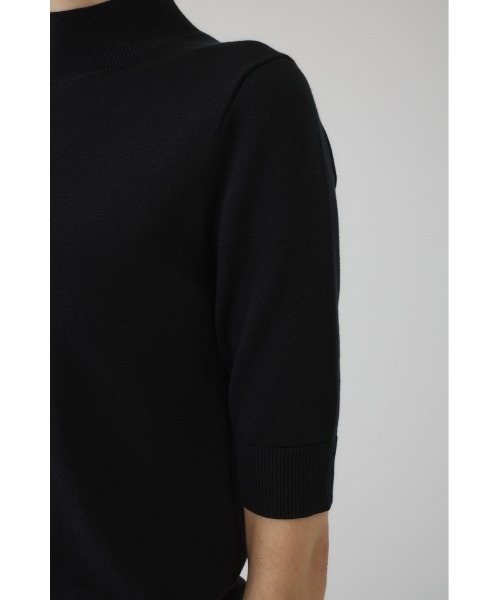 RIM.ARK（リムアーク）の「Silk mix fit tops シルクミックスフィットトップス（ニット/セーター・レディース・ベージュ/ブルー/レッド/ブラック・38/36）」の5枚目の写真