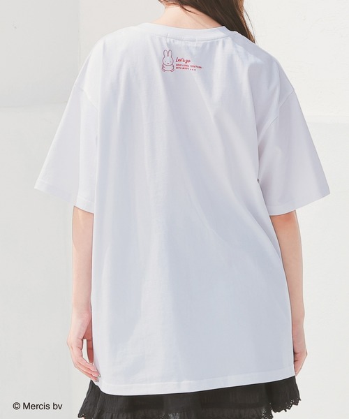 Honeys（ハニーズ）の「【ＵＶカット】ミッフィー／ゆるＴシャツ（Tシャツ/カットソー・レディース・ホワイト/イエロー/スミクロ/ラベンダー・L/LL/M/S/SS）」の9枚目の写真