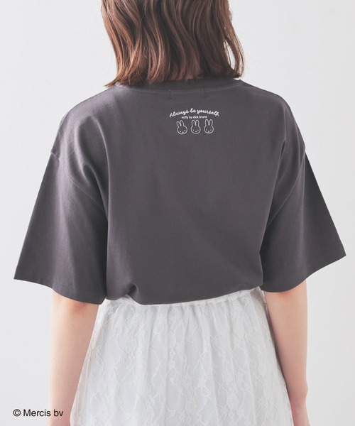 Honeys（ハニーズ）の「【ＵＶカット】ミッフィー／ゆるＴシャツ（Tシャツ/カットソー・レディース・ホワイト/イエロー/スミクロ/ラベンダー・L/LL/M/S/SS）」の15枚目の写真