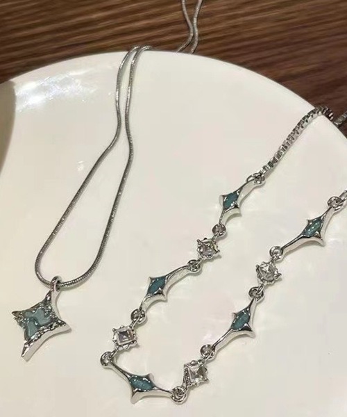 ARCHIVER（アーカイバ）の「【Bz】変形スターダストモチーフスネークチェーンネックレス2点セット/Y2K（MA/EK272）（ネックレス・レディース・シルバー・FREE）」の4枚目の写真