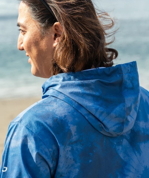 BILLABONG（ビラボン）の「BILLABONG メンズ SURF FLEX ZIP ジップラッシュガード 【2025年春夏モデル】/ビラボン袖ロゴジップアップラッシュガード（水着）（ラッシュガード・メンズ・スミクロ/インディゴブルー・MEDIUM/X-LARGE/LARGE）」の15枚目の写真