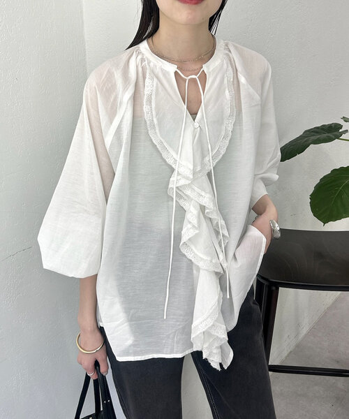 mystic(ミスティック)の「FANAKA ruffle blouse(シャツ/ブラウス・レディース・ホワイト/ブラック・FREE)」の3枚目の写真
