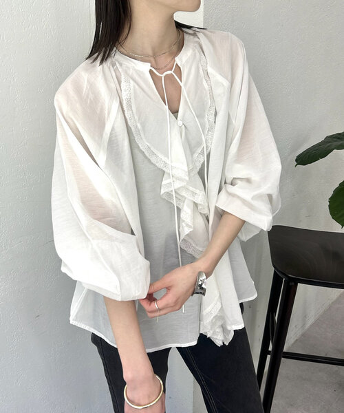 mystic(ミスティック)の「FANAKA ruffle blouse(シャツ/ブラウス・レディース・ホワイト/ブラック・FREE)」の4枚目の写真
