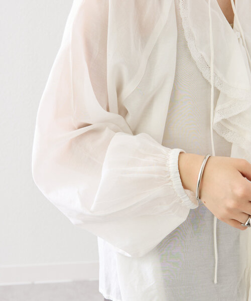 mystic(ミスティック)の「FANAKA ruffle blouse(シャツ/ブラウス・レディース・ホワイト/ブラック・FREE)」の11枚目の写真