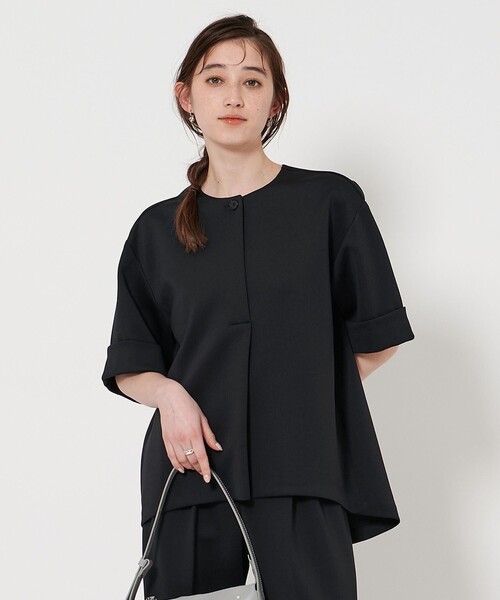 UNITED ARROWS(ユナイテッドアローズ)の「LIGHT SPONGY ブラウス(シャツ/ブラウス・レディース・オフホワイト/ブラック/ダークグレー・FREE)」の2枚目の写真