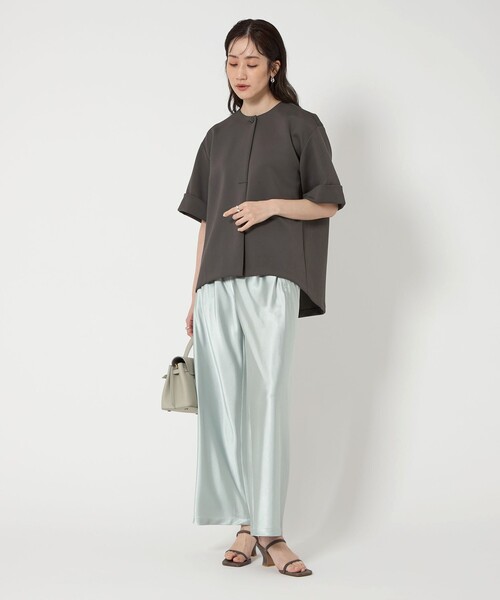 UNITED ARROWS(ユナイテッドアローズ)の「LIGHT SPONGY ブラウス(シャツ/ブラウス・レディース・オフホワイト/ブラック/ダークグレー・FREE)」の10枚目の写真