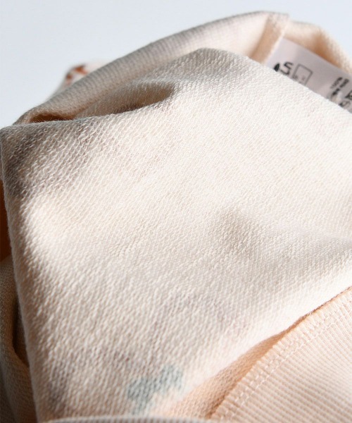 moimoln（モイモルン）の「ダイアナフラワーカラートップス（Tシャツ/カットソー・キッズ・ライトベージュ・100cm/110cm/120cm/130cm/140cm）」の6枚目の写真