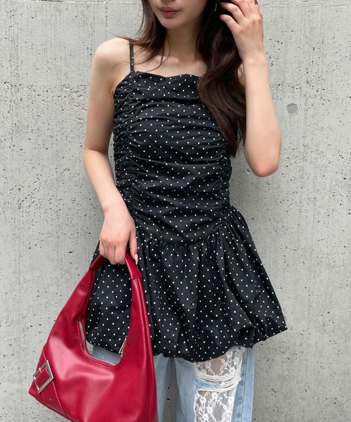 FOREVER 21（フォーエバー トゥエンティーワン）の「【2025SS】バルーンキャミワンピース（ワンピース・レディース・オフホワイト/ブラック/ブラウン/ドット・SMALL/MEDIUM）」の4枚目の写真