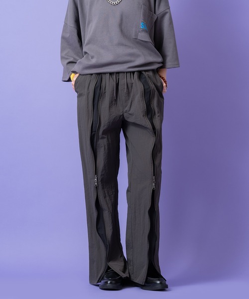 a.p.o.v.(エーピーオービー)の「a.p.o.v. フロントダブルジップツートーンナイロンパンツ(その他パンツ・メンズ・ベージュ/ブラック/カーキ/グレー/チャコール・M)」の3枚目の写真