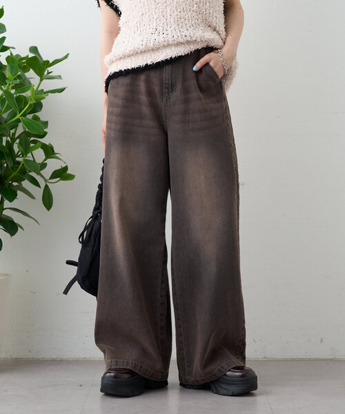 w closet（ダブルクローゼット）の「【2サイズ展開】サイドラインジャガードデニムパンツ（デニムパンツ・レディース・ブルー/ブラウン・0/1）」の4枚目の写真