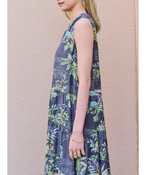 DOLLUPOOPS（ドールアップウップス）の「リーフプリントワンピース（ワンピース・レディース・チャコールグレー/グリーン・38）」の4枚目の写真