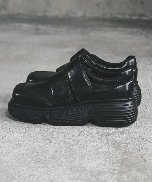 ブラック 厚底ローファー セール】Synthetic Leather Velcro Platform Loafers / 合成皮革