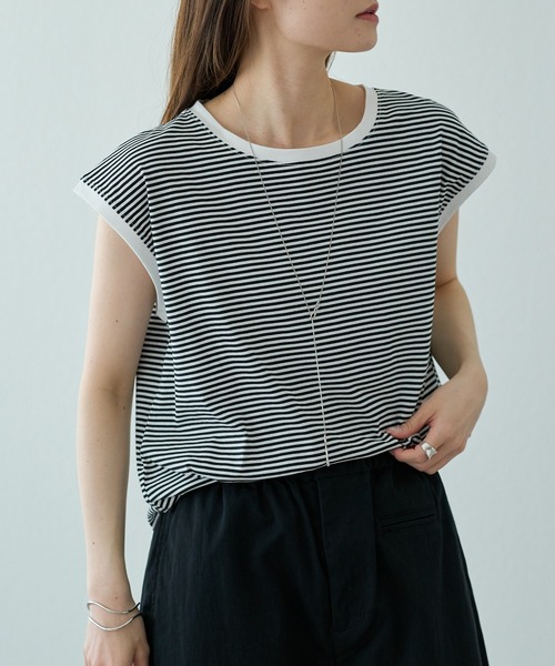 PUAL CE CIN（ピュアルセシン）の「汗シミ防止ワンポイントロゴフレンチスリーブTシャツ（Tシャツ/カットソー・レディース・ブラック/グレイッシュベージュ/オフホワイト/ブラック系その他・FREE）」の3枚目の写真