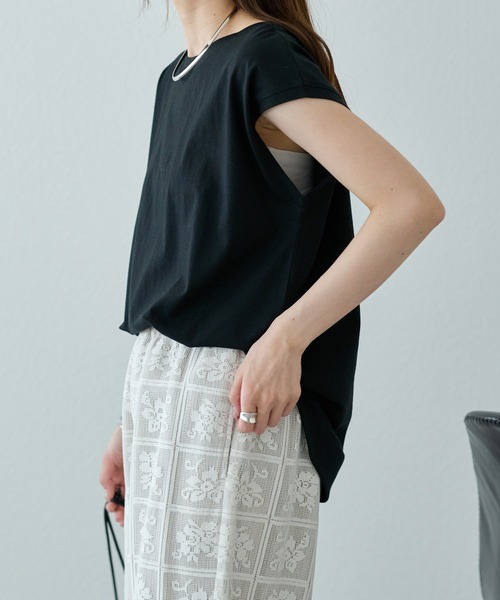 PUAL CE CIN（ピュアルセシン）の「汗シミ防止ワンポイントロゴフレンチスリーブTシャツ（Tシャツ/カットソー・レディース・ブラック/グレイッシュベージュ/オフホワイト/ブラック系その他・FREE）」の21枚目の写真