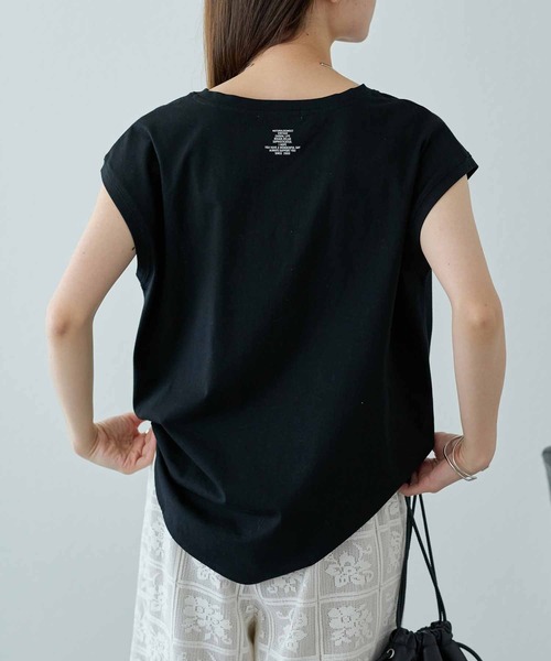 PUAL CE CIN（ピュアルセシン）の「汗シミ防止ワンポイントロゴフレンチスリーブTシャツ（Tシャツ/カットソー・レディース・ブラック/グレイッシュベージュ/オフホワイト/ブラック系その他・FREE）」の22枚目の写真