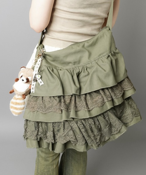 SPINNS（スピンズ）の「ショルダーバッグ/3段レース/NEO森ガール（ショルダーバッグ・レディース・カーキ・ONESIZE）」の11枚目の写真
