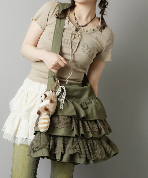 SPINNS（スピンズ）の「ショルダーバッグ/3段レース/NEO森ガール（ショルダーバッグ・レディース・カーキ・ONESIZE）」の12枚目の写真