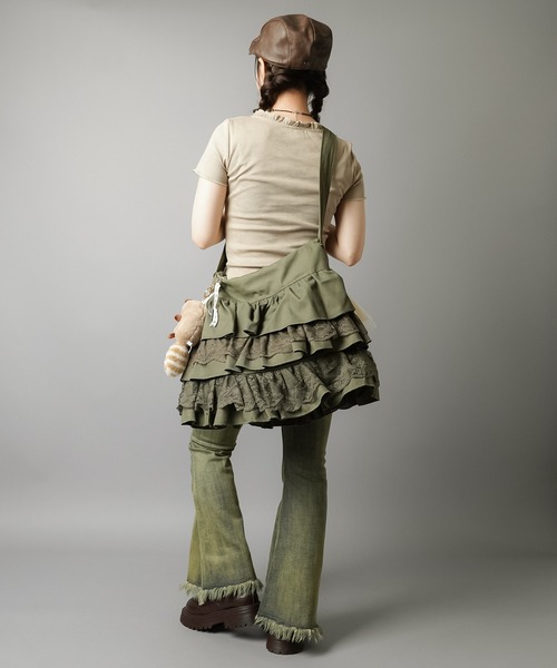 SPINNS（スピンズ）の「ショルダーバッグ/3段レース/NEO森ガール（ショルダーバッグ・レディース・カーキ・ONESIZE）」の9枚目の写真