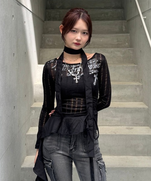 ZIPPER CLUB（ZIPPER CLUB ジッパークラブ）の「vintage design frill knit（ニット/セーター・レディース・ブラック/ホワイト・SMALL/MEDIUM/LARGE）」の3枚目の写真