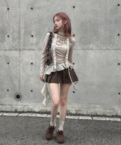 ZIPPER CLUB（ZIPPER CLUB ジッパークラブ）の「vintage design frill knit（ニット/セーター・レディース・ブラック/ホワイト・SMALL/MEDIUM/LARGE）」の9枚目の写真