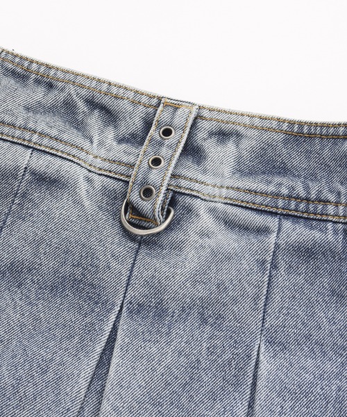 X-girl（エックスガール）の「BOX PLEAT DENIM MINI SKIRT（デニムスカート・レディース・ブラック/ライトインディゴブルー・S/M）」の5枚目の写真