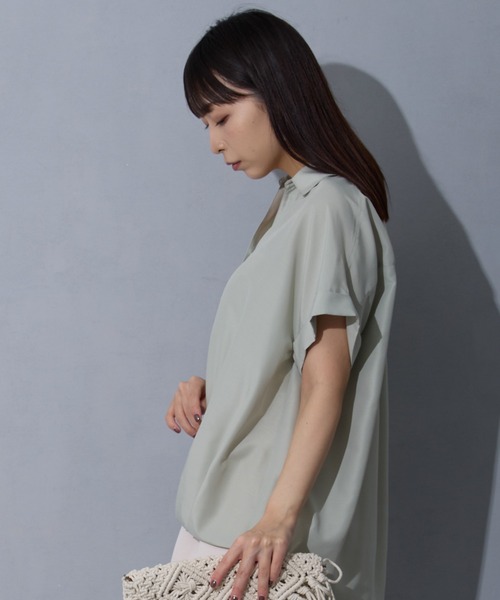 NICOLE white(ニコルホワイト)の「裾タックブラウス(シャツ/ブラウス・レディース・ブラック/オフホワイト/グリーン/サックスブルー系/ブルー系・FREE)」の21枚目の写真